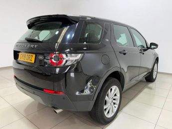 LAND ROVER DISCOVERY SPORT 2.0 TD4 SE Tech SUV 5dr Diesel Auto 4WD Euro 6 (s/s) (180 ps)