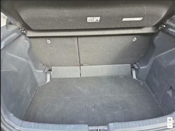 TOYOTA YARIS 1.5 VVT-h Design Hatchback 5dr Petrol Hybrid E-CVT Euro 6 (s/s) 