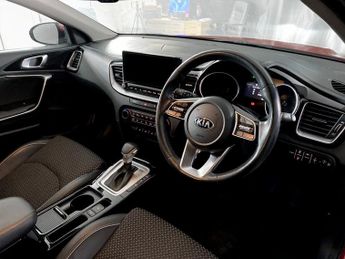 KIA XCEED 1.5 T-GDi 3 SUV 5dr Petrol DCT Euro 6 (s/s) (158 bhp)