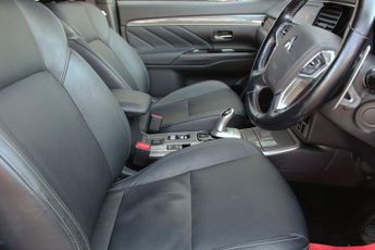 MITSUBISHI OUTLANDER 2.4h TwinMotor 13.8kWh 4h SUV 5dr Petrol Plug-in Hybrid CVT 4WD 