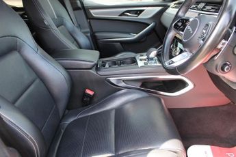 JAGUAR F-PACE 2.0 D200 MHEV R-Dynamic SE SUV 5dr Diesel Auto AWD Euro 6 (s/s) 