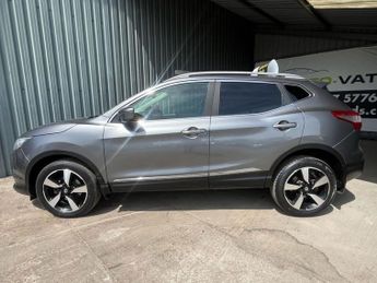 NISSAN QASHQAI 1.6 dCi N-Connecta SUV 5dr Diesel XTRON 2WD Euro 6 (s/s) (130 ps
