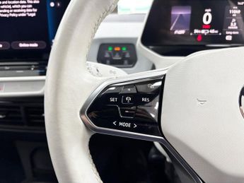 VOLKSWAGEN ID.3 Pro Performance 58kWh 1ST Edition Hatchback 5dr Electric Auto (2