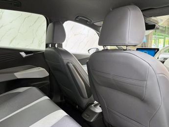 VOLKSWAGEN ID.3 Pro Performance 58kWh 1ST Edition Hatchback 5dr Electric Auto (2