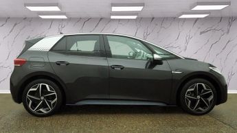 VOLKSWAGEN ID.3 Pro Performance 58kWh 1ST Edition Hatchback 5dr Electric Auto (2