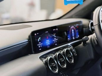 MERCEDES-BENZ A-CLASS 2.0 A180d Sport (Executive) Hatchback 5dr Diesel 8G-DCT Euro 6 (