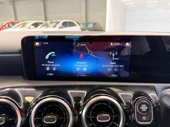 MERCEDES-BENZ A-CLASS 2.0 A180d Sport (Executive) Hatchback 5dr Diesel 8G-DCT Euro 6 (
