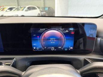 MERCEDES-BENZ A-CLASS 2.0 A180d Sport (Executive) Hatchback 5dr Diesel 8G-DCT Euro 6 (