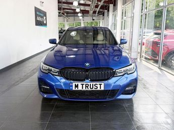BMW 3 SERIES *HUD!*H/K AUDIO!*2.0 320d M Sport Saloon 4dr Diesel Auto Euro 6 