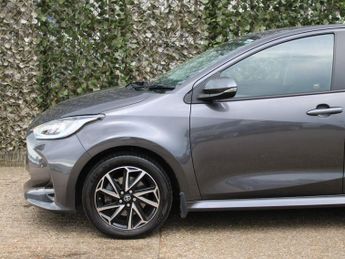 TOYOTA YARIS 1.5 VVT-h Design Hatchback 5dr Petrol Hybrid E-CVT Euro 6 (s/s) 