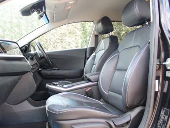 KIA NIRO 64kWh 3 SUV 5dr Electric Auto (201 bhp)