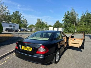 MERCEDES-BENZ E-CLASS 2.1 E220 CDI Elegance Saloon 4dr Diesel Automatic (177 g/km, 170