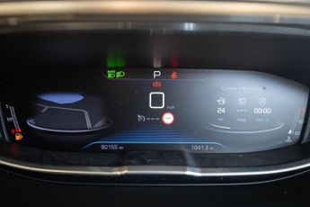 PEUGEOT 5008 1.6 THP Allure SUV 5dr Petrol EAT Euro 6 (s/s) (165 ps)