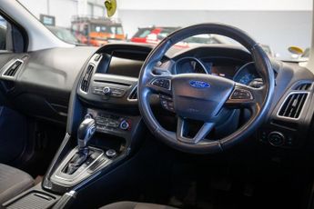 FORD FOCUS 1.6 Titanium Estate 5dr Petrol Powershift Euro 6 (125 ps)