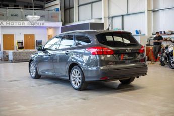 FORD FOCUS 1.6 Titanium Estate 5dr Petrol Powershift Euro 6 (125 ps)