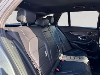 MERCEDES-BENZ C-CLASS 2.1 C220d AMG Line Estate 5dr Diesel G-Tronic+ Euro 6 (s/s) (170