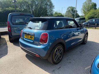 MINI Electric Hatch Cooper SE 32.6kWh Level 3 Hatchback 3dr Electric Auto (184 ps)