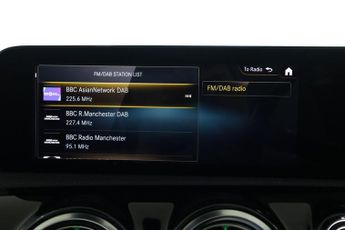 MERCEDES-BENZ CLA 1.3 CLA200 AMG Line (Premium Plus 2) Coupe 7G-DCT Euro 6 (s/s) 4