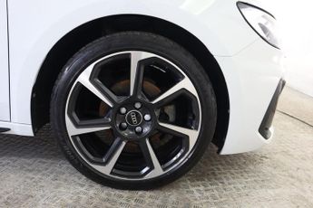 AUDI A1 1.0 TFSI 30 Black Edition Sportback S Tronic Euro 6 (s/s) 5dr