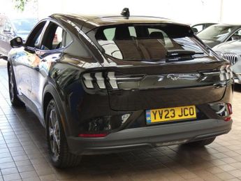 FORD MUSTANG MACH-E Standard Range 70kWh SUV 5dr Electric Automatic (269 ps)