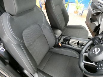 NISSAN QASHQAI 1.5 h e-POWER Acenta Premium SUV 5dr Petrol Hybrid Auto Euro 6 (
