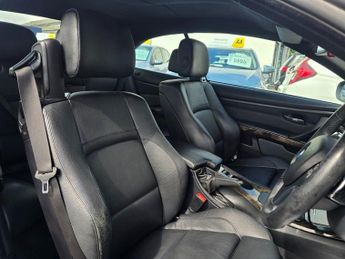 BMW 3 SERIES 3.0 325i SE Highline Convertible 2dr Petrol Steptronic Euro 5 (2