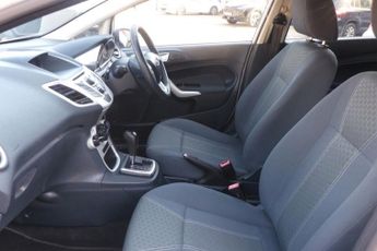 FORD FIESTA 1.4 Zetec Hatchback 5dr Petrol Automatic (154 g/km, 94 bhp)