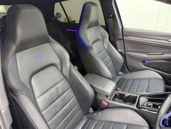 VOLKSWAGEN GOLF 2.0 TSI R 20 Years Hatchback 5dr Petrol DSG 4Motion Euro 6 (s/s)