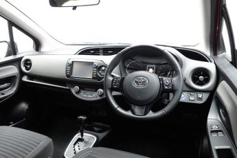 TOYOTA YARIS 1.5 VVT-h Icon Hatchback 5dr Petrol Hybrid E-CVT Euro 6 (s/s) (1