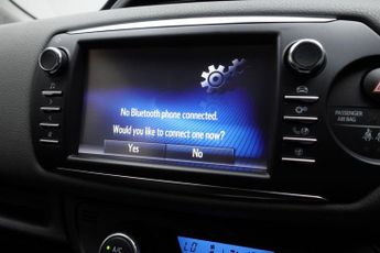TOYOTA YARIS 1.5 VVT-h Icon Hatchback 5dr Petrol Hybrid E-CVT Euro 6 (s/s) (1