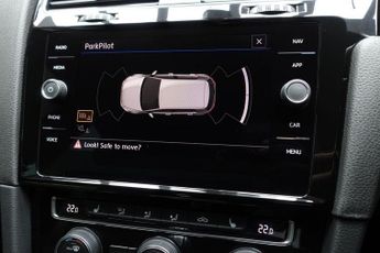 VOLKSWAGEN GOLF 2.0 TDI GTD Hatchback 5dr Diesel DSG Euro 6 (s/s) (184 ps)