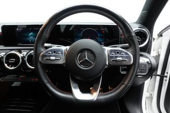 MERCEDES-BENZ A-CLASS 1.3 A200 AMG Line Hatchback 5dr Petrol 7G-DCT Euro 6 (s/s) (163 