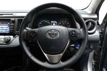 TOYOTA RAV4 2.5 VVT-h Icon Tech SUV 5dr Petrol Hybrid CVT Euro 6 (s/s) (197 