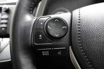 TOYOTA RAV4 2.5 VVT-h Icon Tech SUV 5dr Petrol Hybrid CVT Euro 6 (s/s) (197 