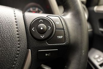 TOYOTA RAV4 2.5 VVT-h Icon Tech SUV 5dr Petrol Hybrid CVT Euro 6 (s/s) (197 