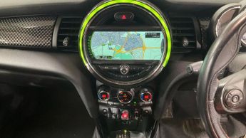 MINI HATCH 2.0 Cooper SD Hatchback 5dr Diesel Auto 6Spd Euro 6 (s/s) (170 p