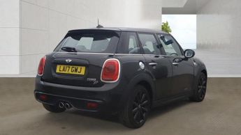 MINI HATCH 2.0 Cooper SD Hatchback 5dr Diesel Auto 6Spd Euro 6 (s/s) (170 p