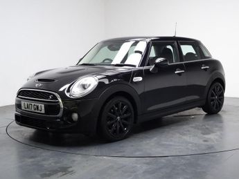 MINI HATCH 2.0 Cooper SD Hatchback 5dr Diesel Auto 6Spd Euro 6 (s/s) (170 p