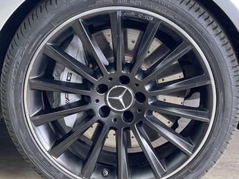 MERCEDES-BENZ C-CLASS 3.0 C43 V6 AMG Edition (Premium) Saloon 4dr Petrol G-Tronic+ 4MA