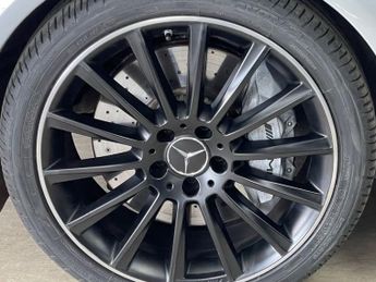 MERCEDES-BENZ C-CLASS 3.0 C43 V6 AMG Edition (Premium) Saloon 4dr Petrol G-Tronic+ 4MA