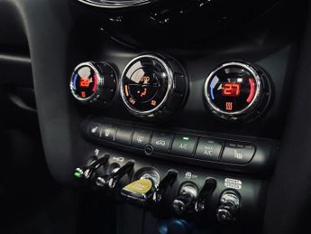 MINI Electric Hatch Cooper SE 32.6kWh Level 3 Hatchback 3dr Electric Auto (184 ps)