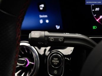 MERCEDES-BENZ GLA 1.3 GLA200h MHEV AMG Line (Executive) SUV 5dr Petrol Hybrid 7G-D