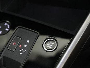 AUDI A3 1.0 TFSI 30 S line Sportback 5dr Petrol S Tronic Euro 6 (s/s) (1