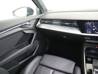 AUDI A3 1.0 TFSI 30 S line Sportback 5dr Petrol S Tronic Euro 6 (s/s) (1