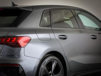 AUDI A3 1.0 TFSI 30 S line Sportback 5dr Petrol S Tronic Euro 6 (s/s) (1
