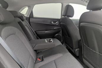 HYUNDAI KONA 39kWh Premium SUV 5dr Electric Auto (10.5kW Charger) (136 ps)