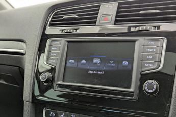 VOLKSWAGEN GOLF 2.0 TDI BlueMotion Tech GT Edition Hatchback 5dr Diesel DSG Euro