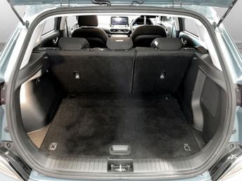 HYUNDAI KONA 64kWh Premium SUV 5dr Electric Auto (10.5kW Charger) (204 ps)