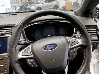 FORD MONDEO 2.0 EcoBlue ST-Line Edition Hatchback 5dr Diesel Auto Euro 6 (s/