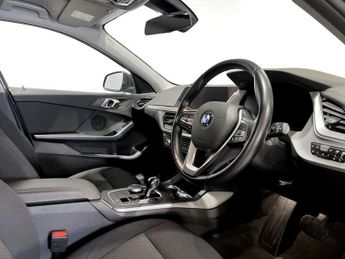 BMW 1 SERIES 1.5 116d SE (LCP) Hatchback 5dr Diesel DCT Euro 6 (s/s) (116 ps)